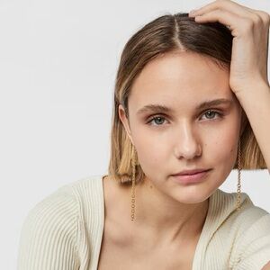 Elegant Gold Chain Drop Earrings 925